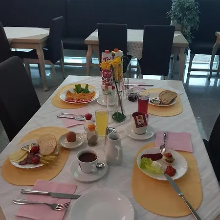 Blue Box Oda ve Kahvaltı Bihać