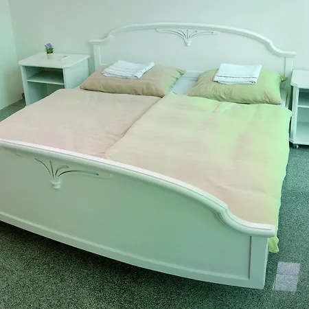 Blue Box Oda ve Kahvaltı 3*